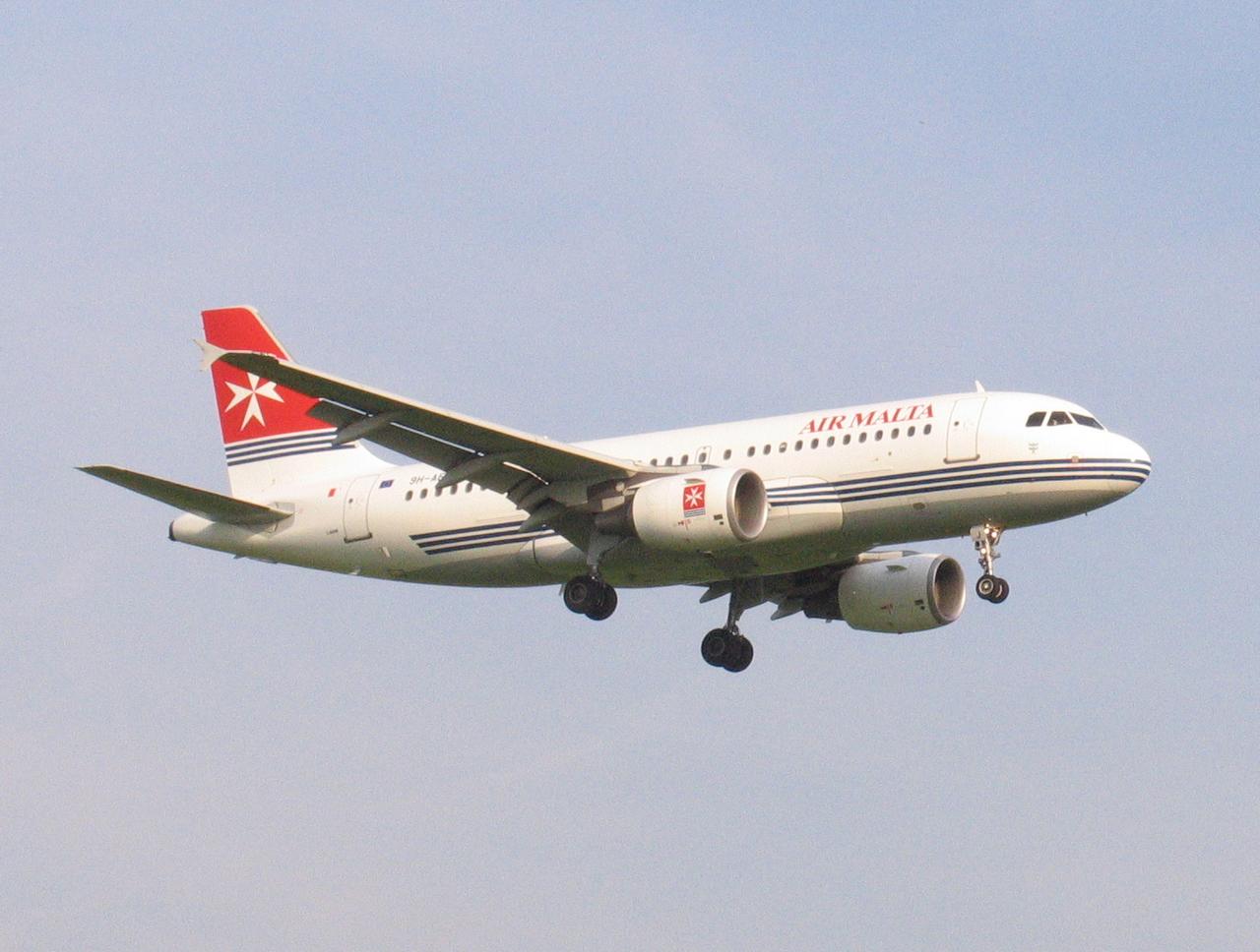 9H-AEJ - A319-111 - Air Malta - BRU - 09-06-2006