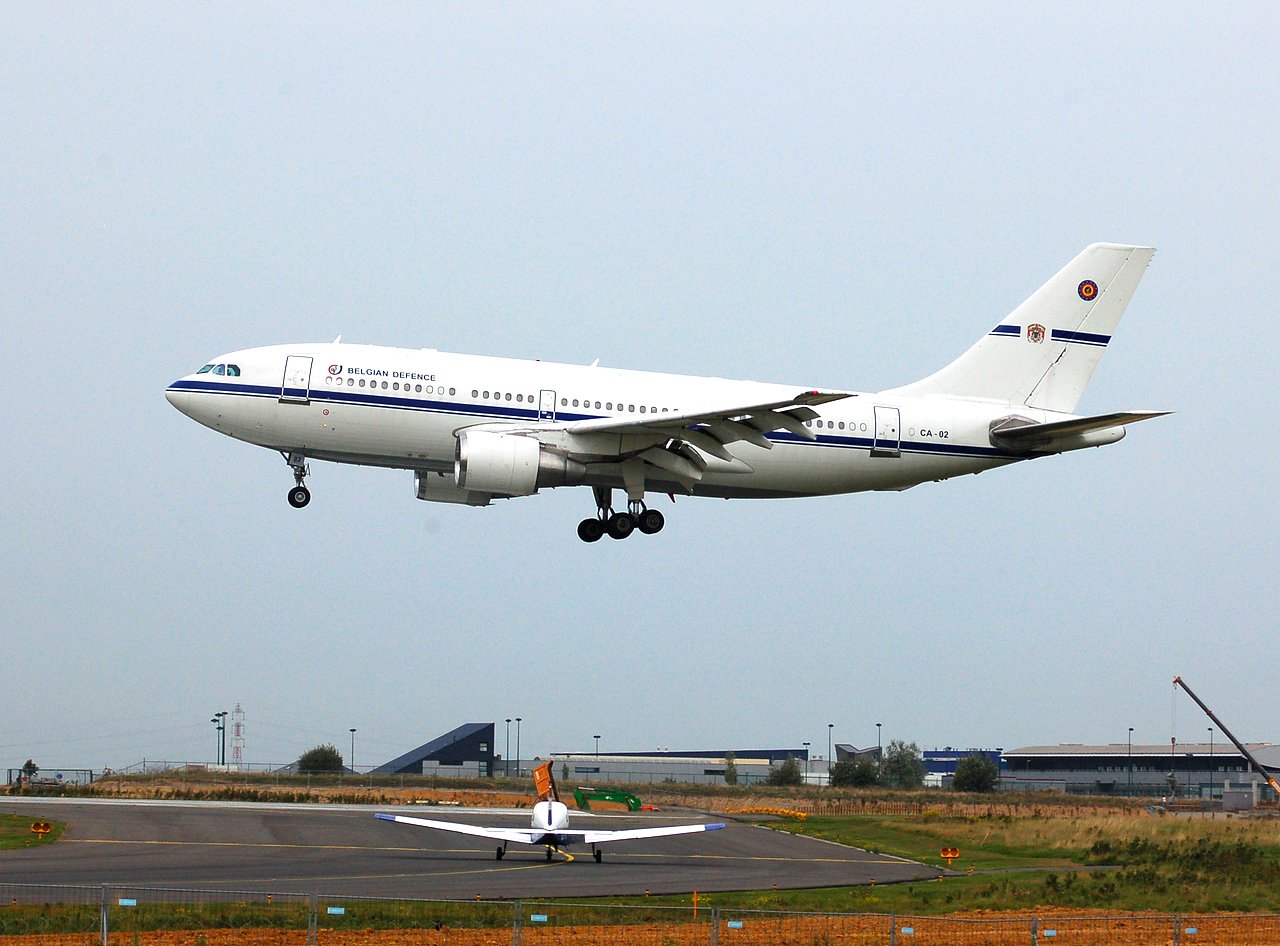CA-02 - A310-222 - Belgian Air Force - CRL - 22-09-2006