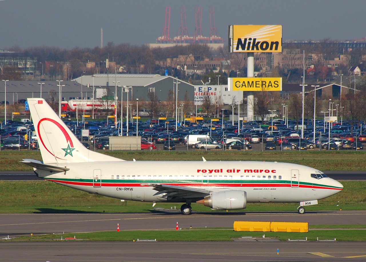 CN-RMW - 737-5B6 - Royal Air Maroc - AMS - 27-11-2006