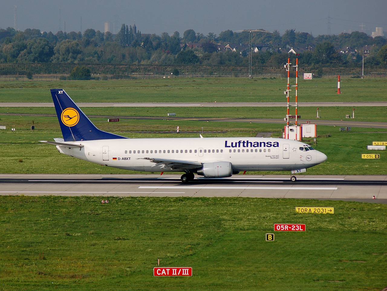 D-ABXT - 737-330 - Lufthansa - DUS - 14-10-2006