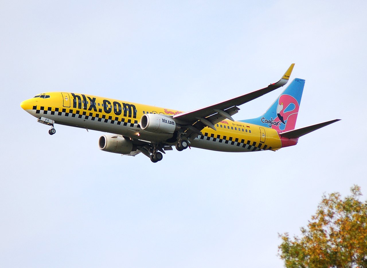 D-AHFX - 737-8K5(WL) - Hapag-Lloyd Express - CGN - 31-10-2006