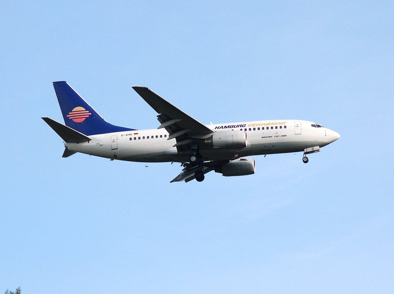 D-AHIE - 737-73S - Hamburg International - CGN - 31-10-2006
