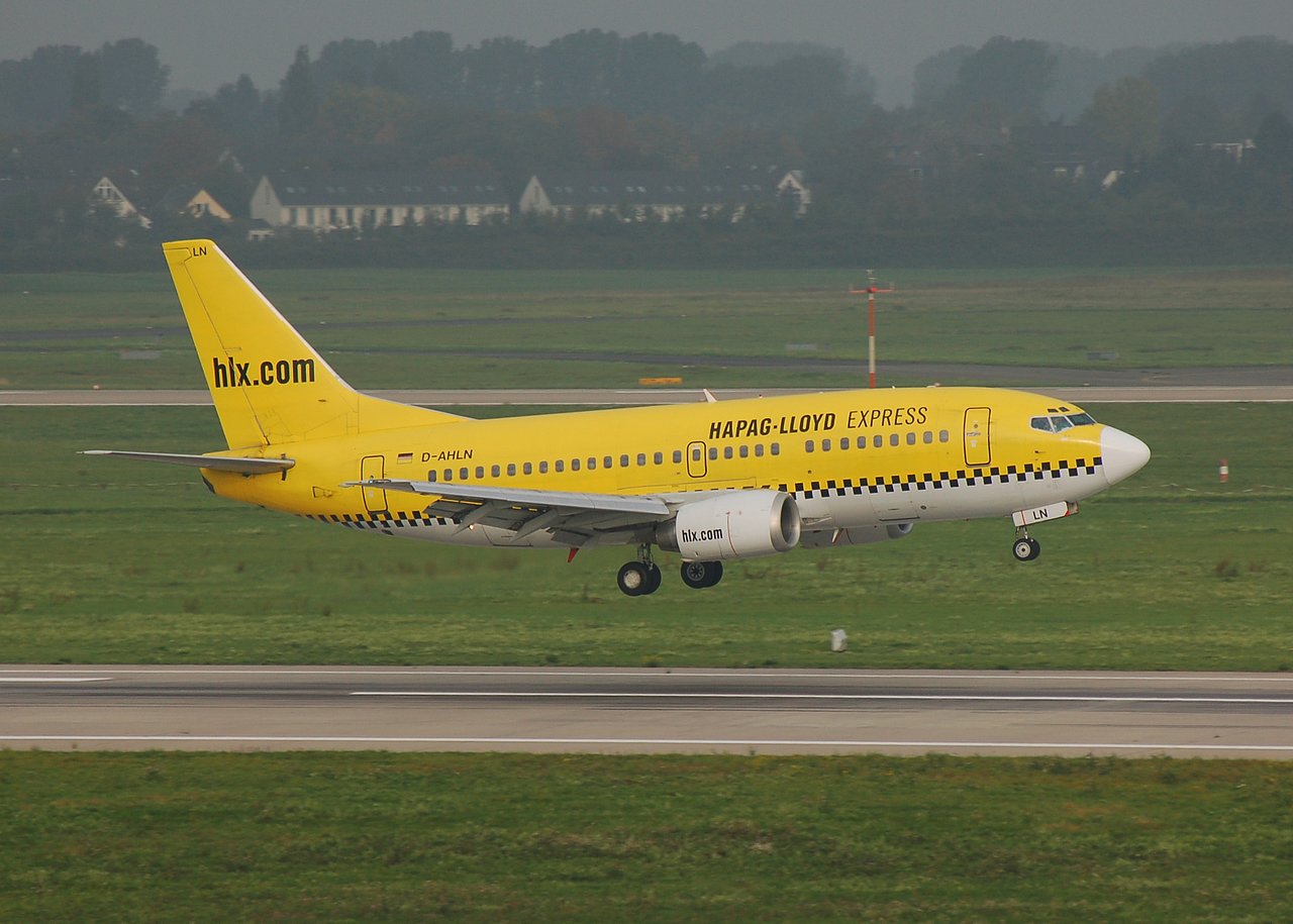D-AHLN - 737-5K5 - Hapag-Lloyd Express - DUS - 14-10-2006
