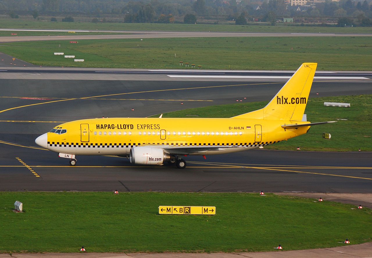 D-AHLN - 737-5K5 - Hapag-Lloyd Express - DUS - 14-10-2006b