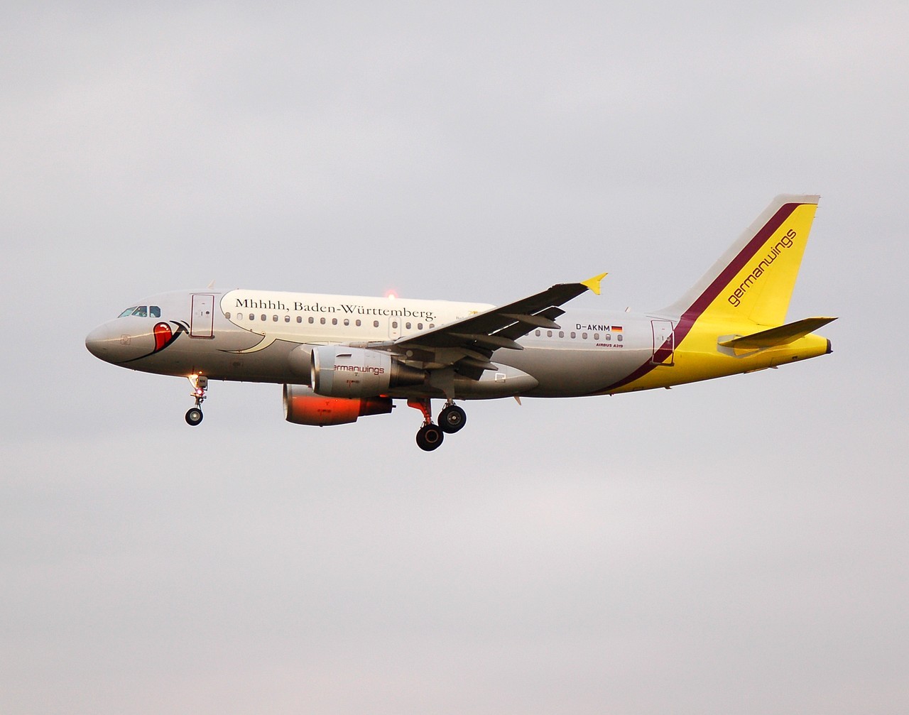 D-AKNM - A319-112 - Germanwings - CGN - 31-10-2006