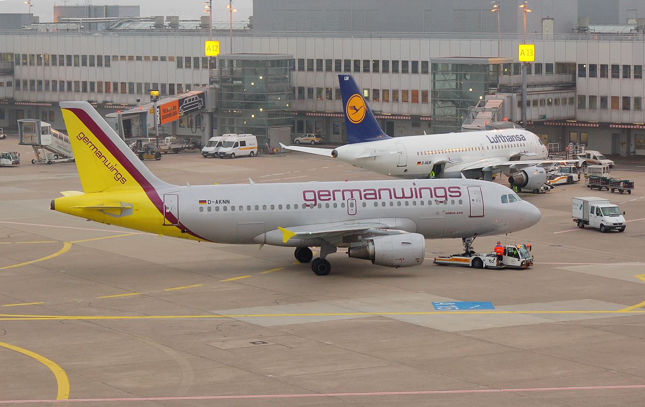 D-AKNN - A319-112 - Germanwings - DUS - 14-10-2006