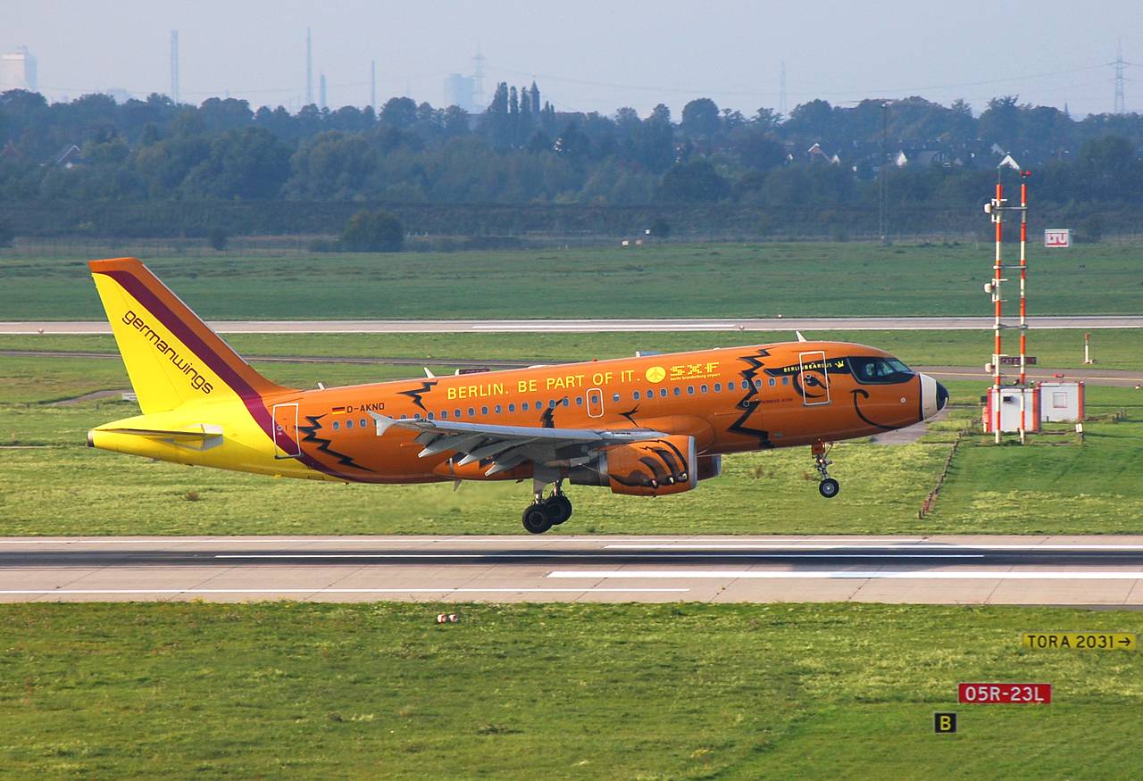 D-AKNO - A319-112 - Germanwings - DUS - 14-10-2006
