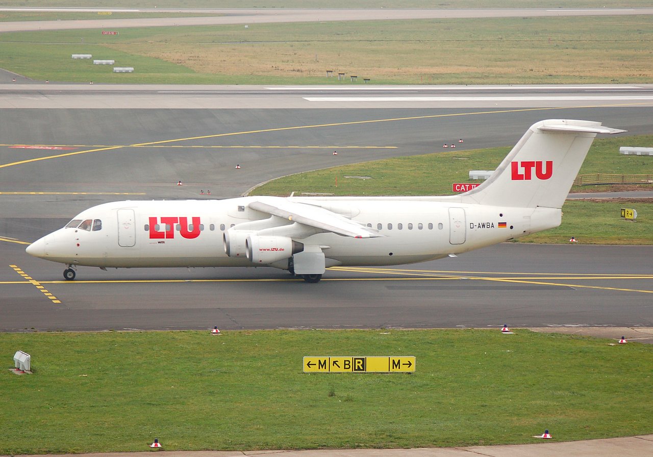 D-AWBA - BAe 146-300 - LTU International Airways - DUS - 23-12-2006