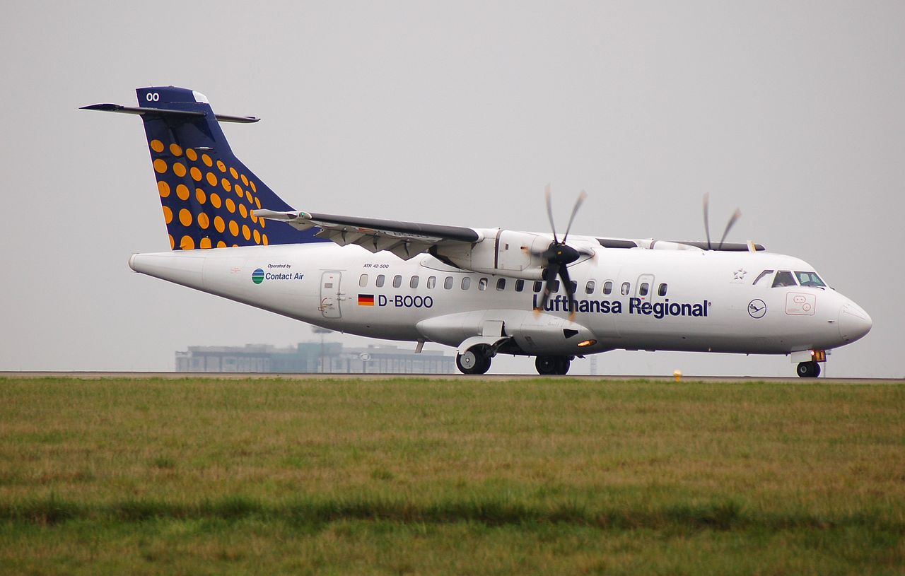 D-BOOO - ATR 42-500 - Lufthansa Regional - CDG - 17-09-2006