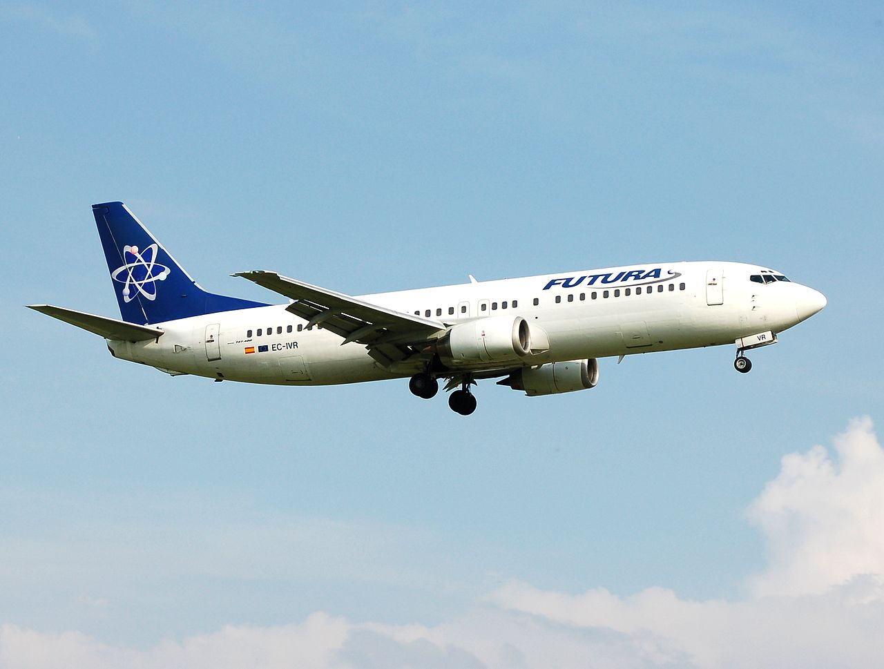 EC-IVR - 737-408 - Futura International Airways - BRU - 18-06-2006