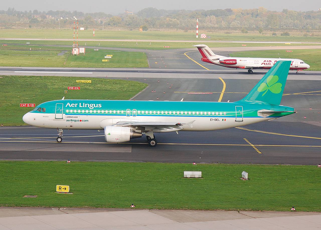 EI-DEL - A320-214 - Aer Lingus - DUS - 14-10-2006
