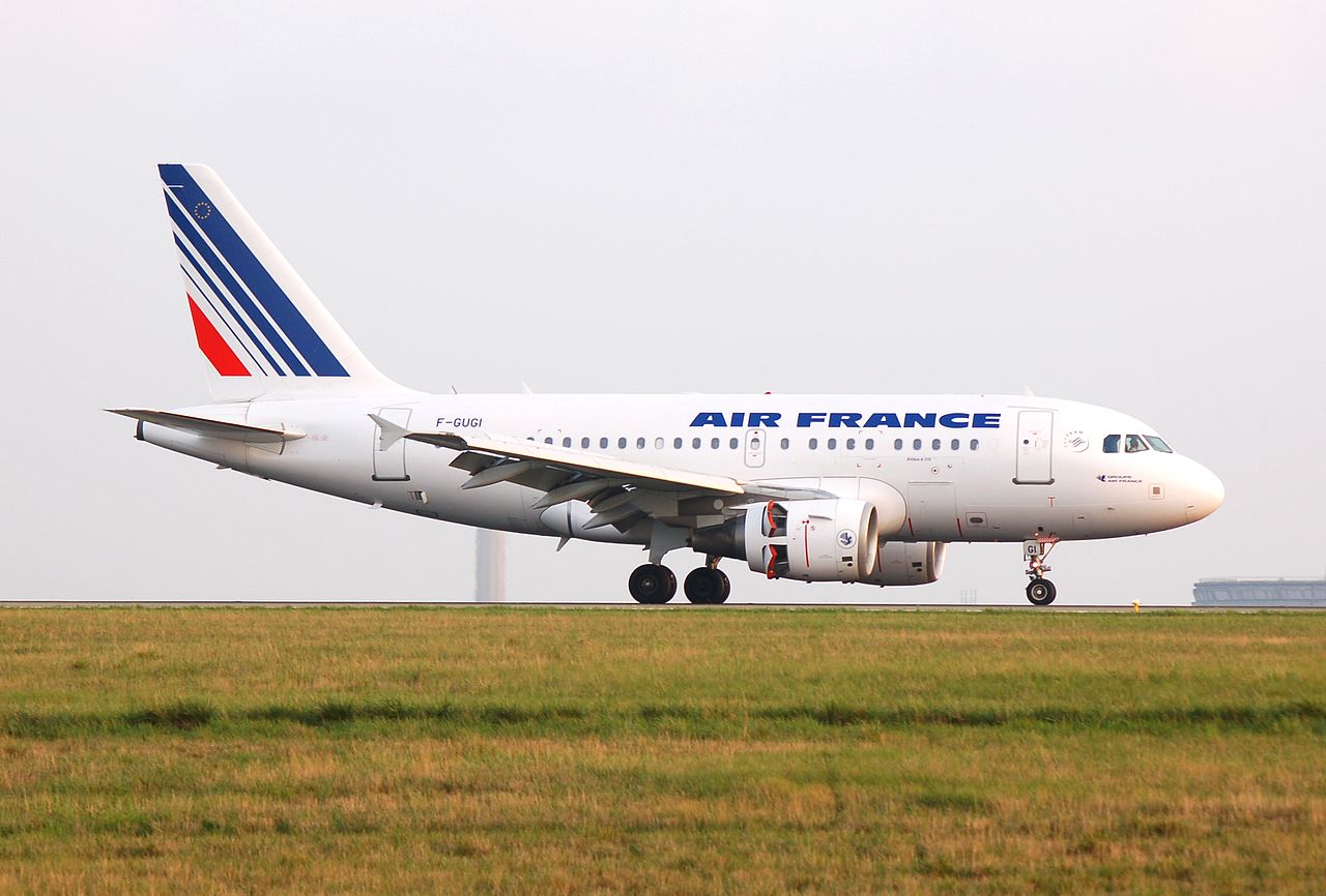 F-GUGI - A318-111 - Air France - CDG - 17-09-2006