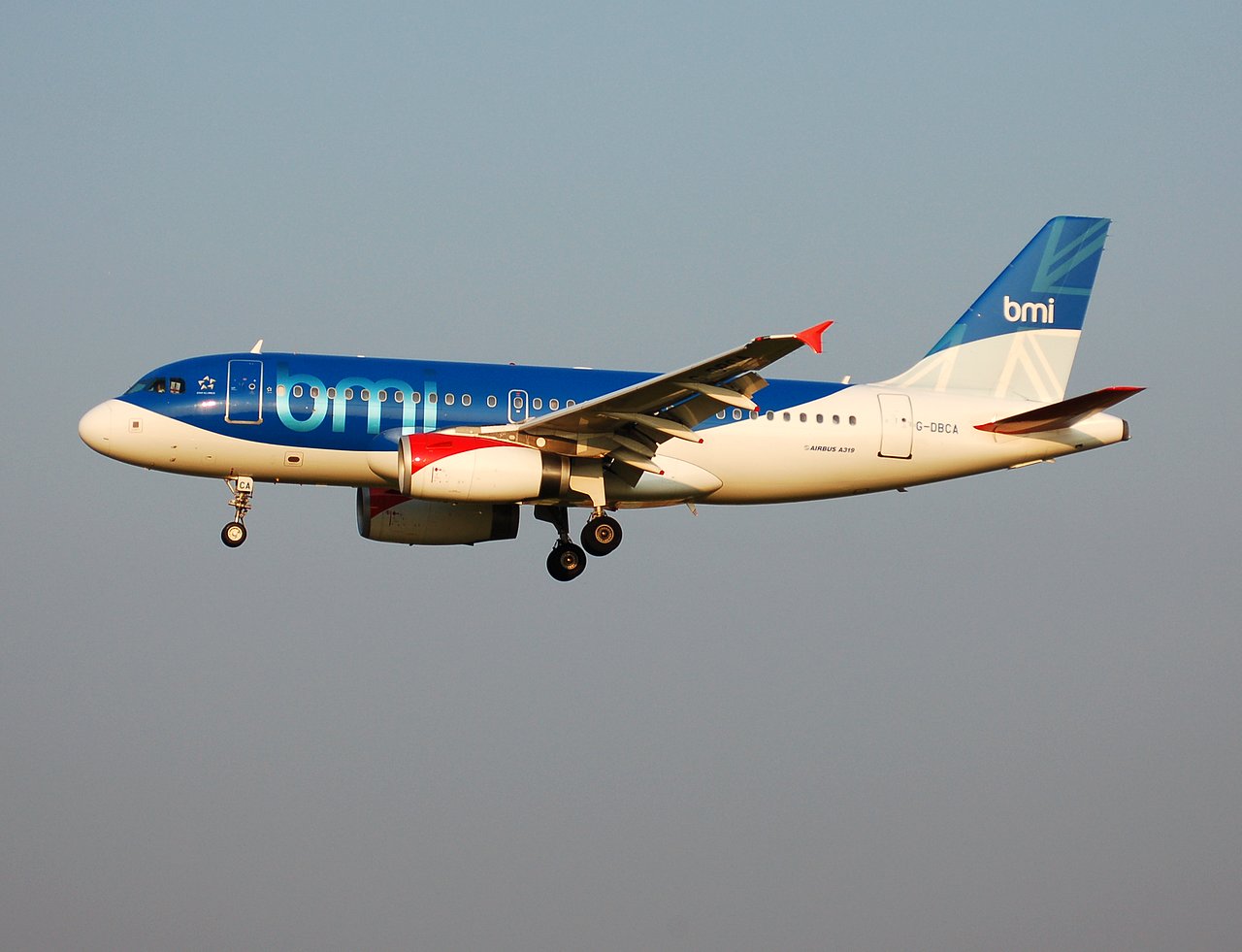 G-DBCA - A319-131 - bmi British Midland - BRU - 29-06-2006b