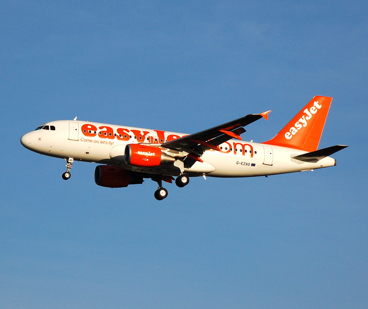 G-EZAO - A319-111 - easyJet - LGW - 10-12-2006
