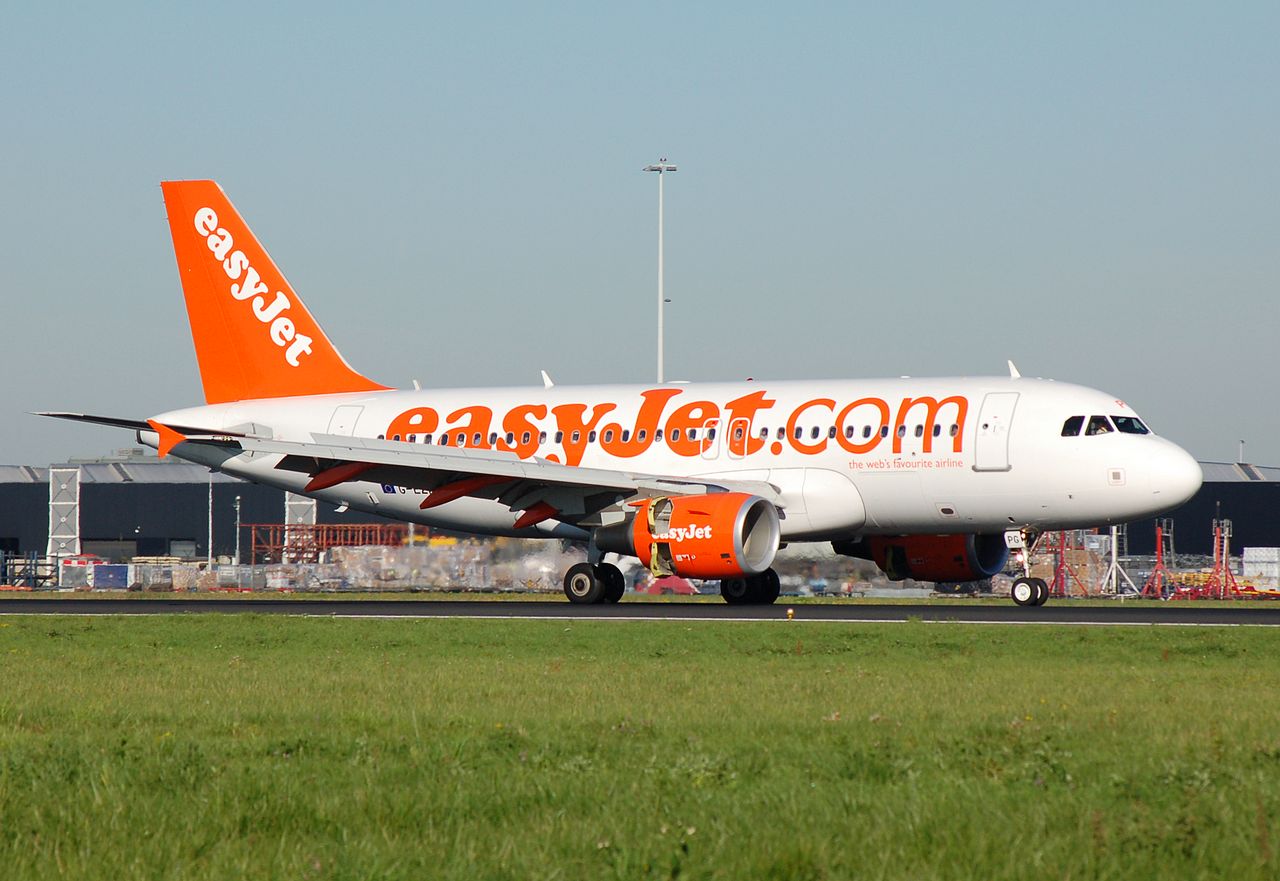 G-EZPG - A319-111 - easyJet - AMS - 10-09-2006