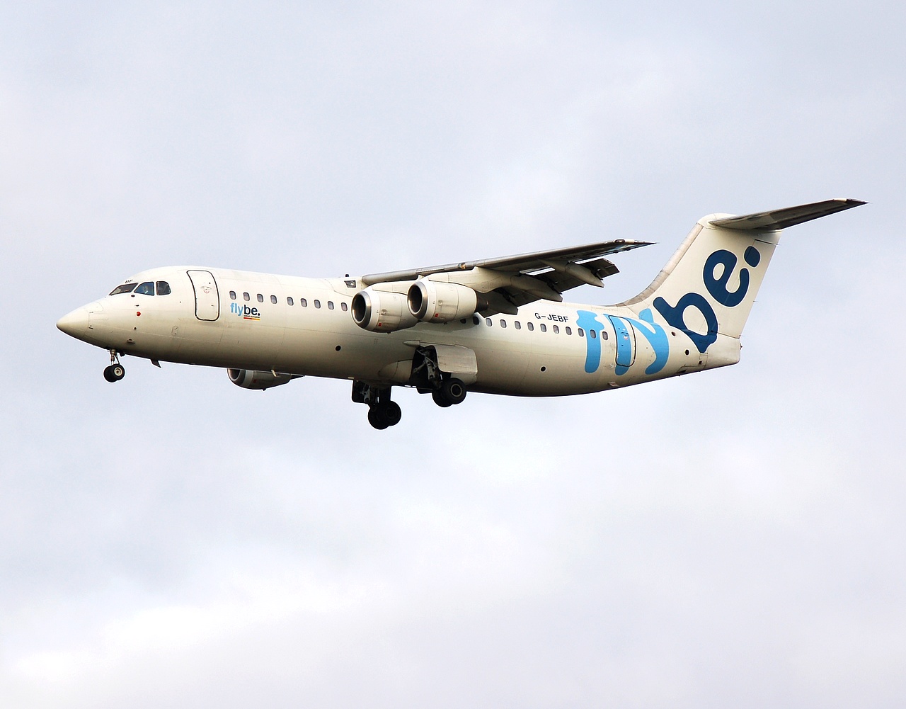 G-JEBF - BAe 146-300 - Flybe - LGW - 10-12-2006