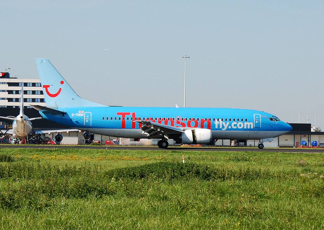 G-THOH - 737-36Q - Thomsonfly - AMS - 10-09-2006