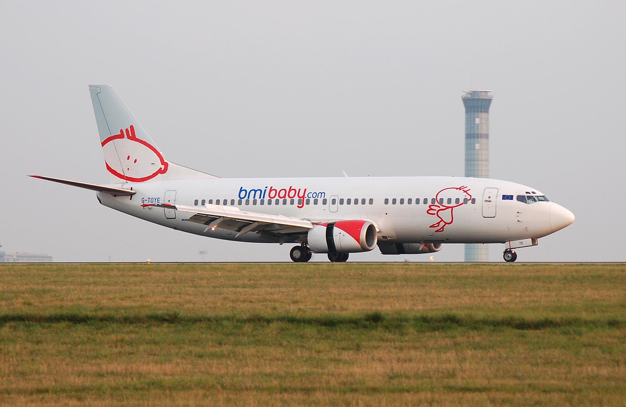 G-TOYE - 737-33A - bmiBaby - CDG - 17-09-2006