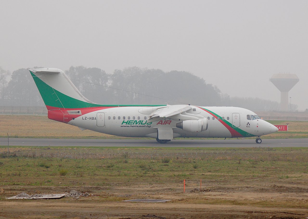 LZ-HBA - BAe 146-200 - Hemus Air - CRL - 08-11-2006