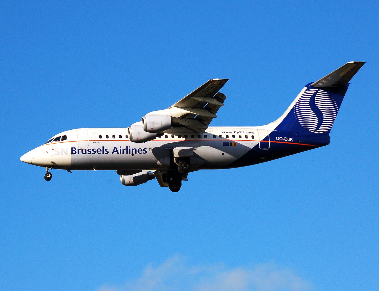 OO-DJK - RJ85 - SN Brussels Airlines - BRU - 26-11-2006