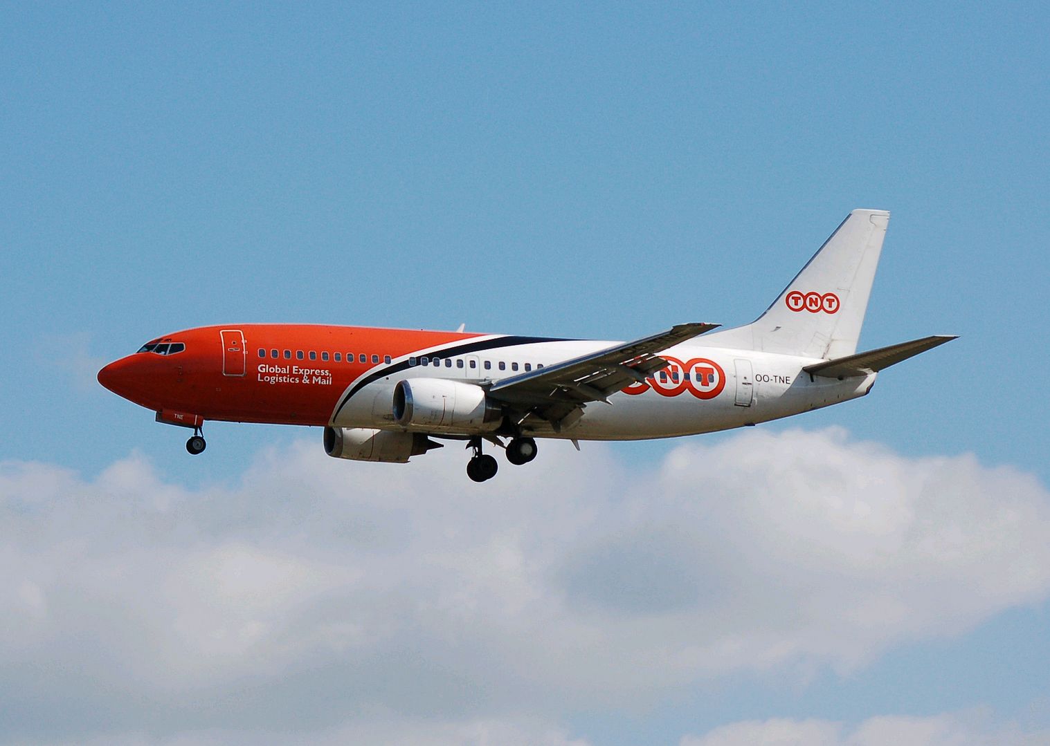 OO-TNE - 737-3Q8 - TNT Airways - BRU - 08-09-2006