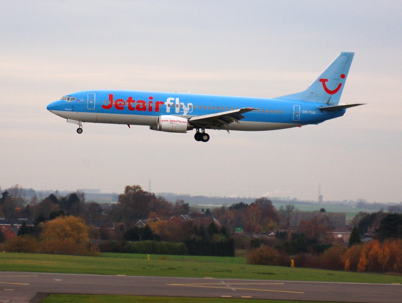 OO-TUA - 737-4K5 - JetairFly - LGG - 01-12-2006