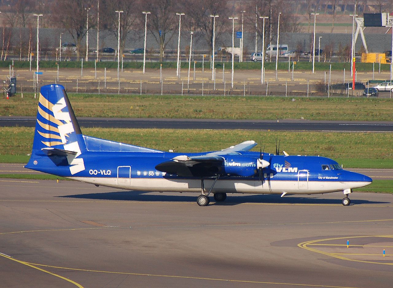 OO-VLQ - Fokker 50 - VLM - AMS - 27-11-2006