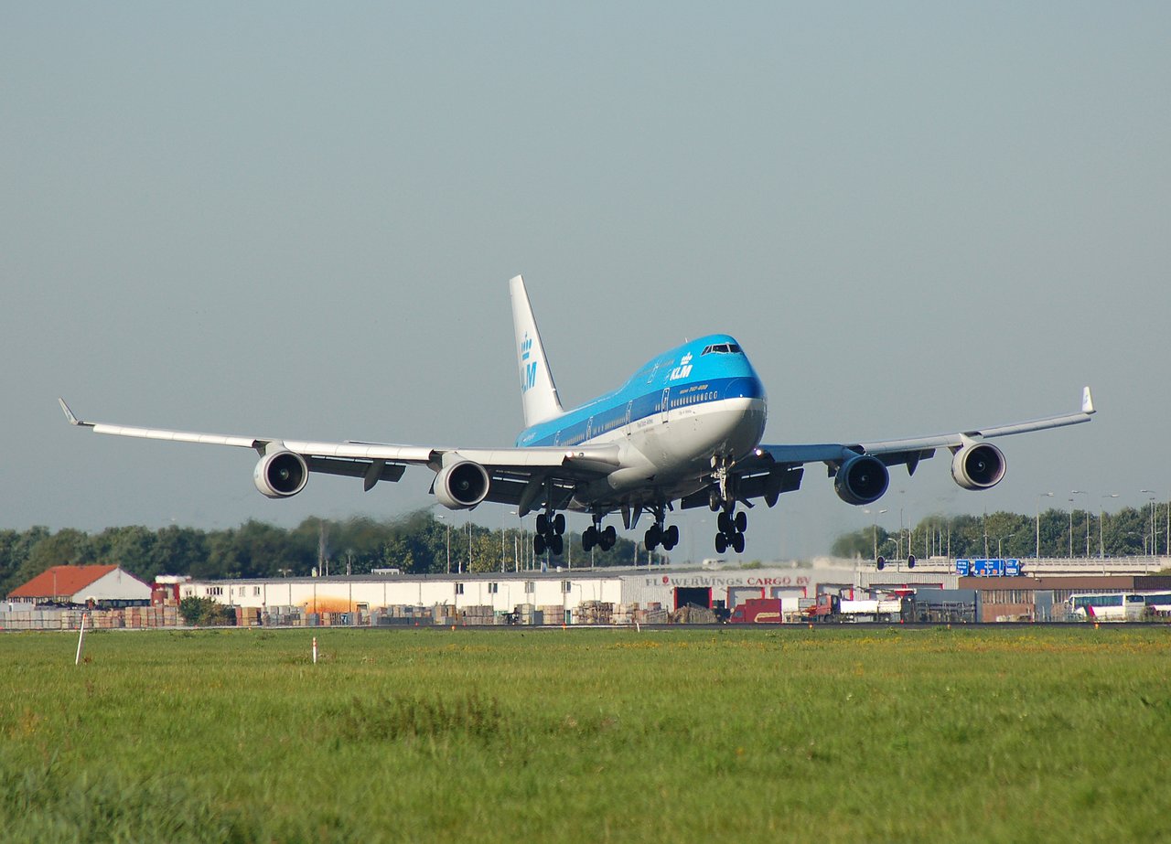 PH-BFA - 747-406 - KLM Royal Dutch Airlines - AMS - 10-09-2006