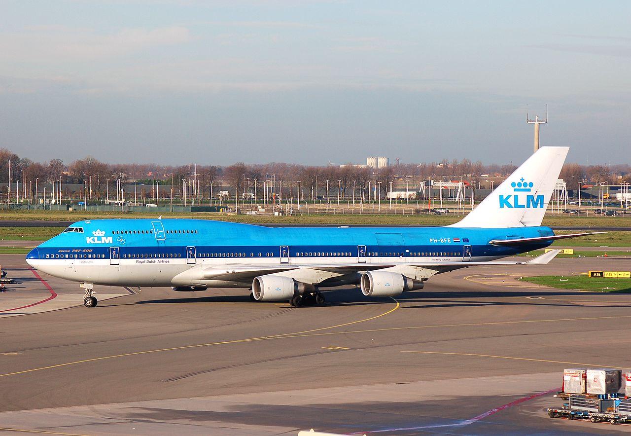 PH-BFE - 747-406M - KLM Royal Dutch Airlines - AMS - 27-11-2006