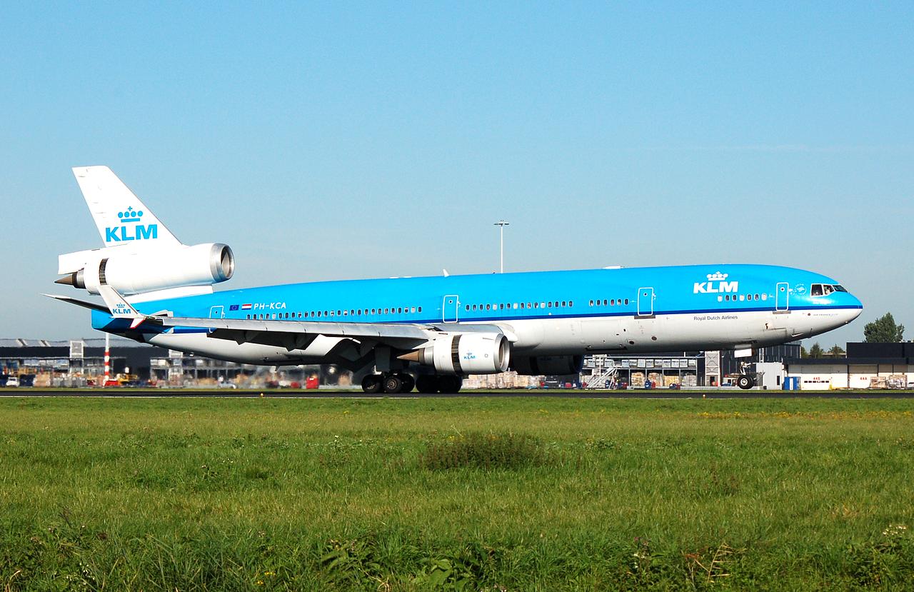 PH-KCA - MD-11 - KLM Royal Dutch Airlines - AMS - 10-09-2006