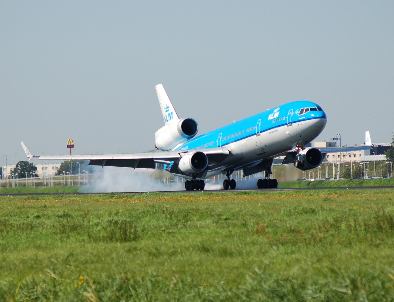 PH-KCG - MD-11- - KLM Royal Dutch Airlines - AMS - 10-09-2006