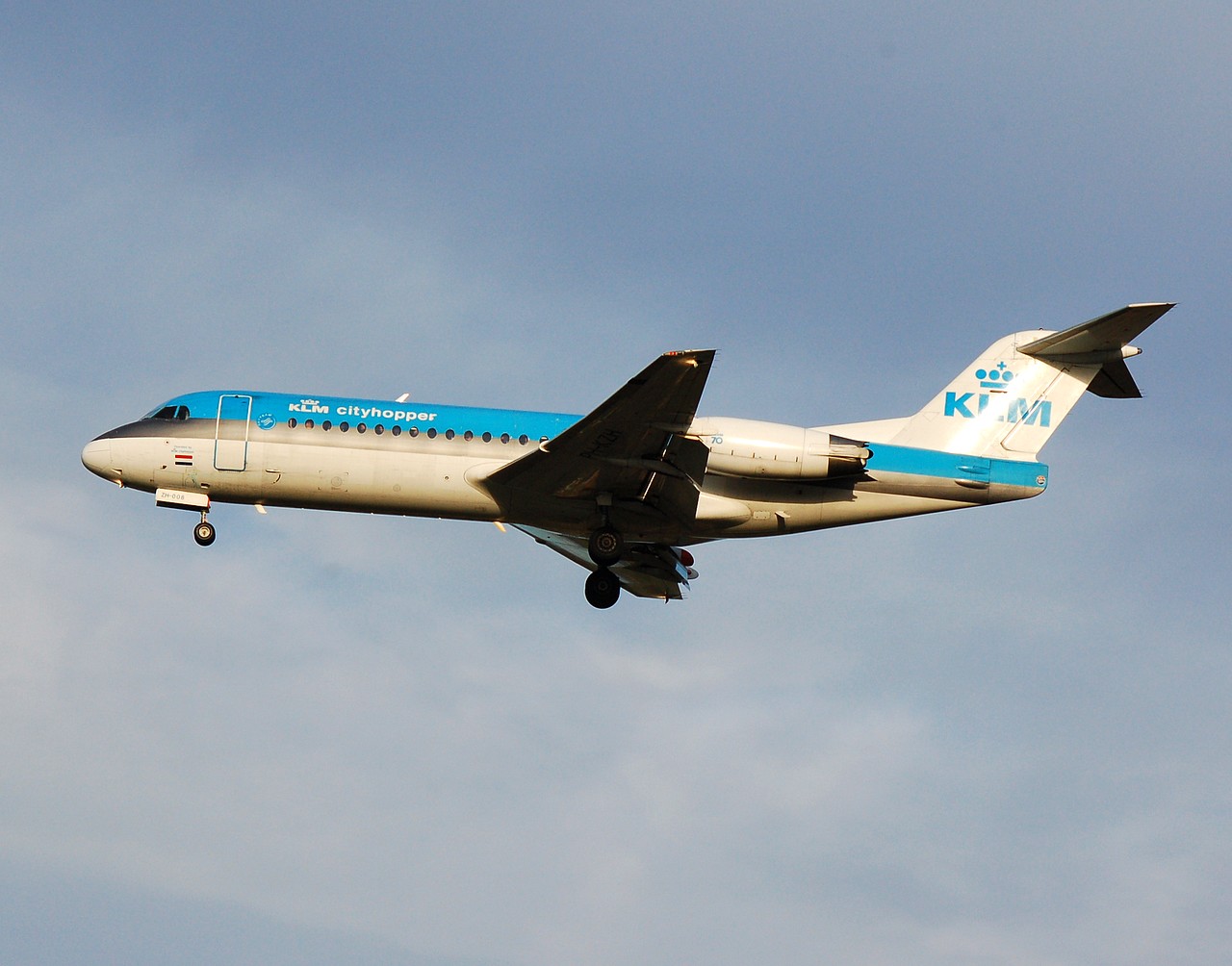 PH-KZH - Fokker 70 - KLM Cityhopper - BRU - 26-11-2006
