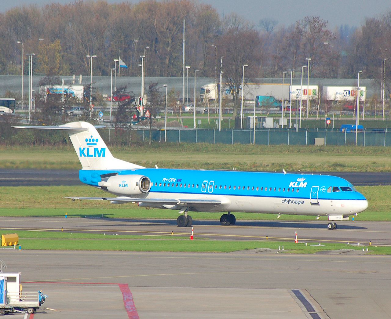 PH-OFN - Fokker 100 - KLM Cityhopper - AMS - 27-11-2006