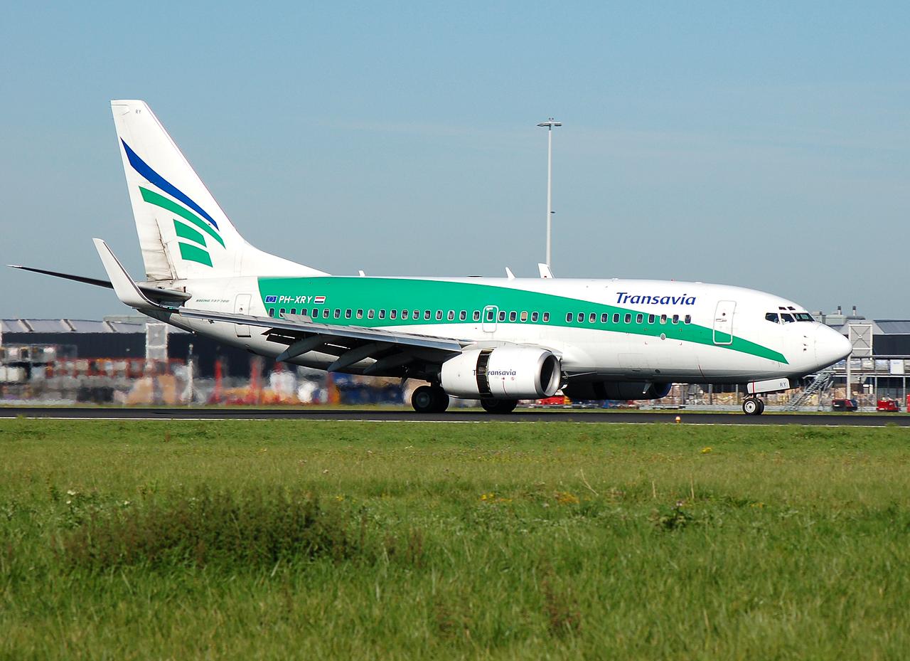 PH-XRY - 737-7K2(WL) - Transavia - AMS - 10-09-2006