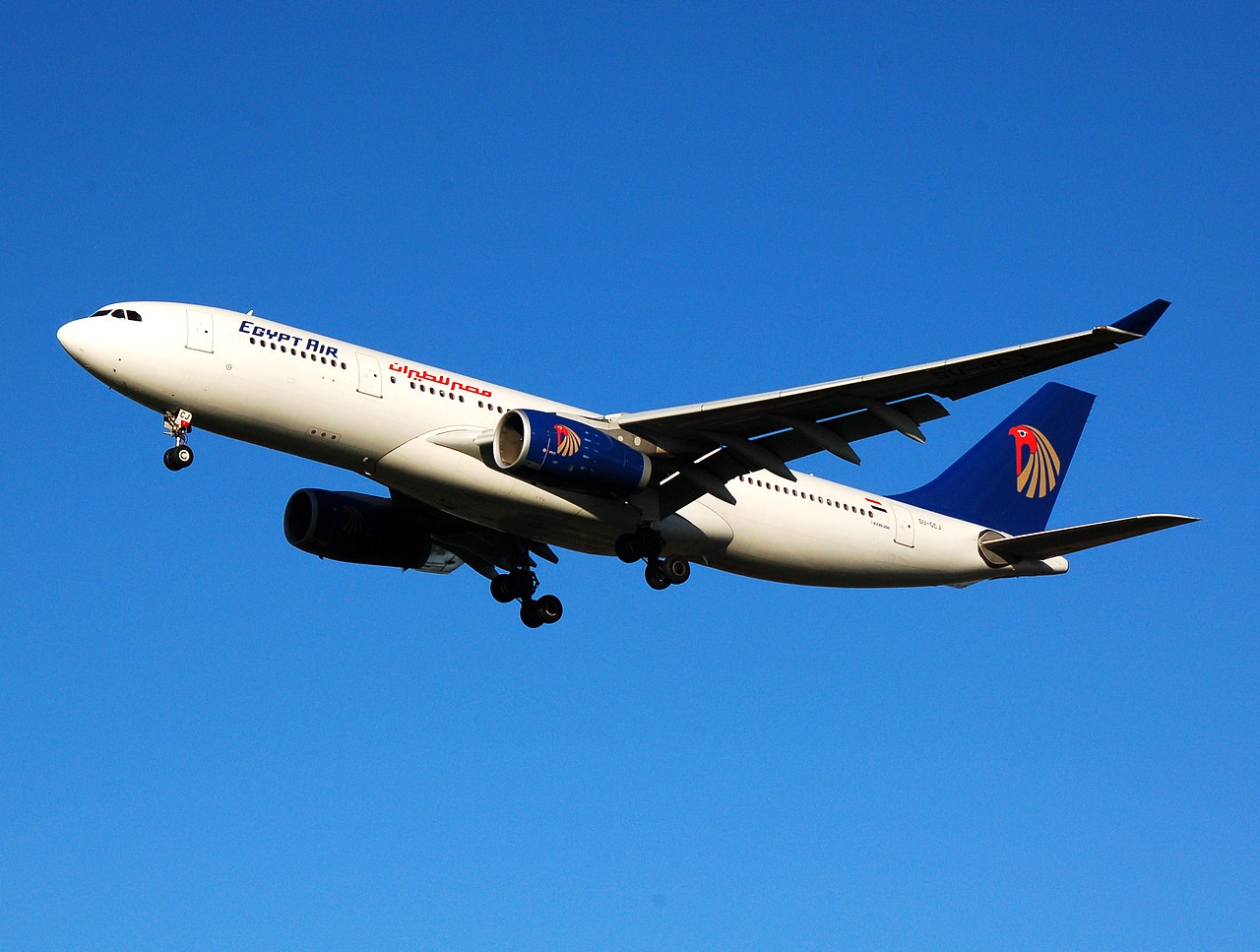 SU-GCJ - A330-243 - EgyptAir - BRU - 26-11-2006