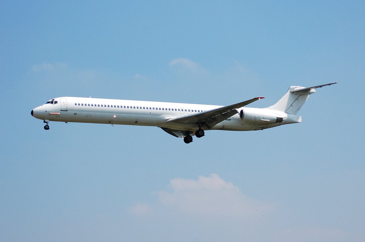 TF-JXC - MD-83 - JetX Airlines - BRU - 29-06-2006