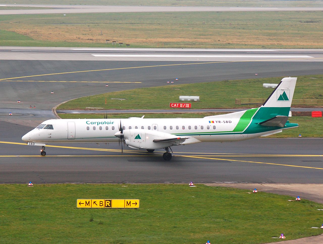 YR-SBD - Saab 2000 - Carpatair - DUS - 23-12-2006