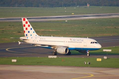 9A-CTI - A319-132 - Croatia Airlines - DUS - 14-10-2006