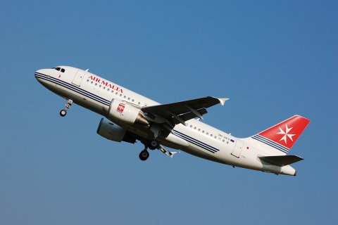 9H-AEG - A319-111 - Air Malta - BRU - 29-06-2006