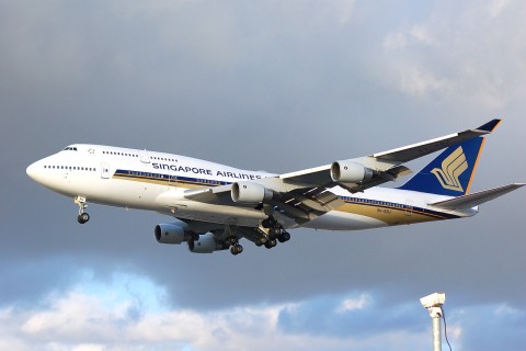 9V-SPJ - 747-412 - Singapore Airlines - LHR - 13-11-2006