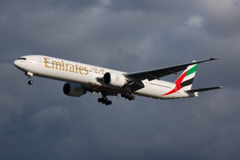 A6-EBI - 777-36N(ER) - Emirates - LHR - 13-11-2006