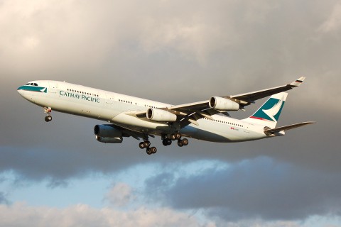 B-HXL - A340-313 - Cathay Pacific Airways - LHR - 13-11-2006