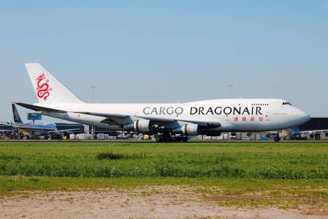 B-KAB - 747-312 - Dragonair - AMS - 10-09-2006