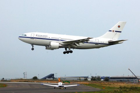 CA-02 - A310-222 - Belgian Air Force - CRL - 22-09-2006