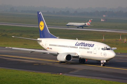 D-ABJE - 737-530 - Lufthansa - DUS - 03-11-2006