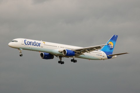 D-ABOG - 757-330 - Condor - CGN - 31-10-2006