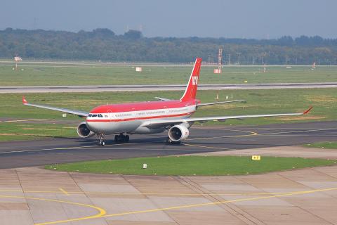 D-AERS - A330-322 - LTU International Airways - DUS - 14-10-2006