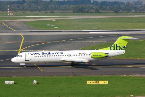 D-AGPI - Fokker 100 - DBA - DUS - 14-10-2006b