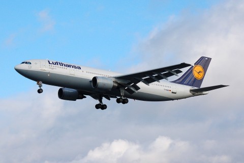 D-AIAM - A300-603 - Lufthansa - LHR - 13-11-2006