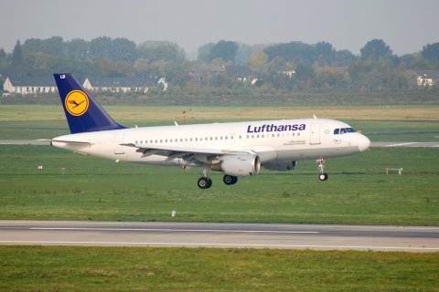 D-AILB - A319-114 - Lufthansa - DUS - 14-10-2006